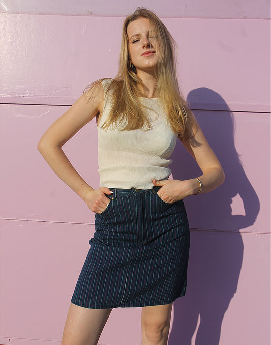 Minifalda vaquera con raya diplomática