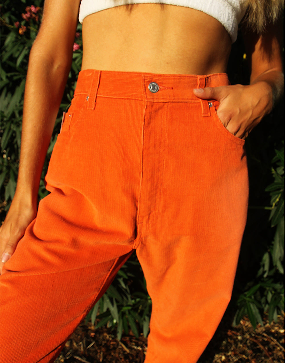 505 Levi's Jeans in Orange Corduroy