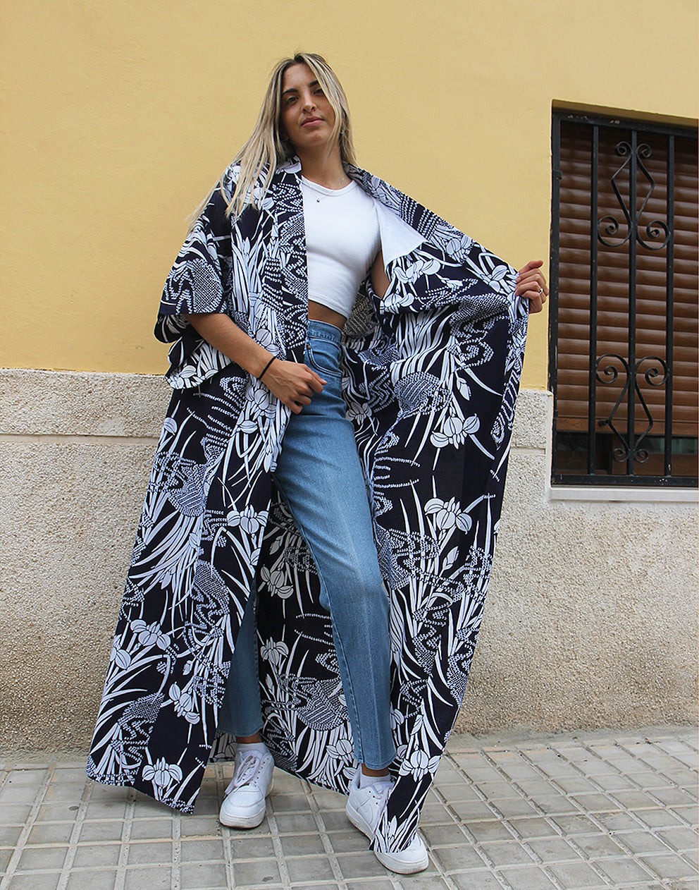 Yukata Kimono in Navy Floral print