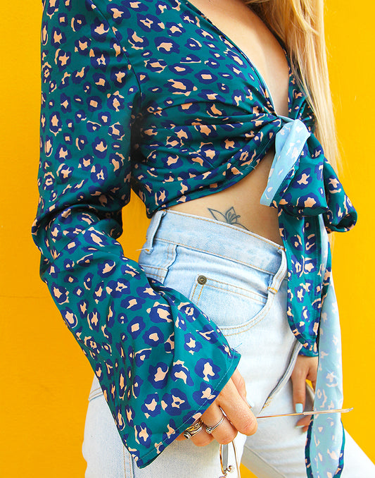 Top con estampado animal