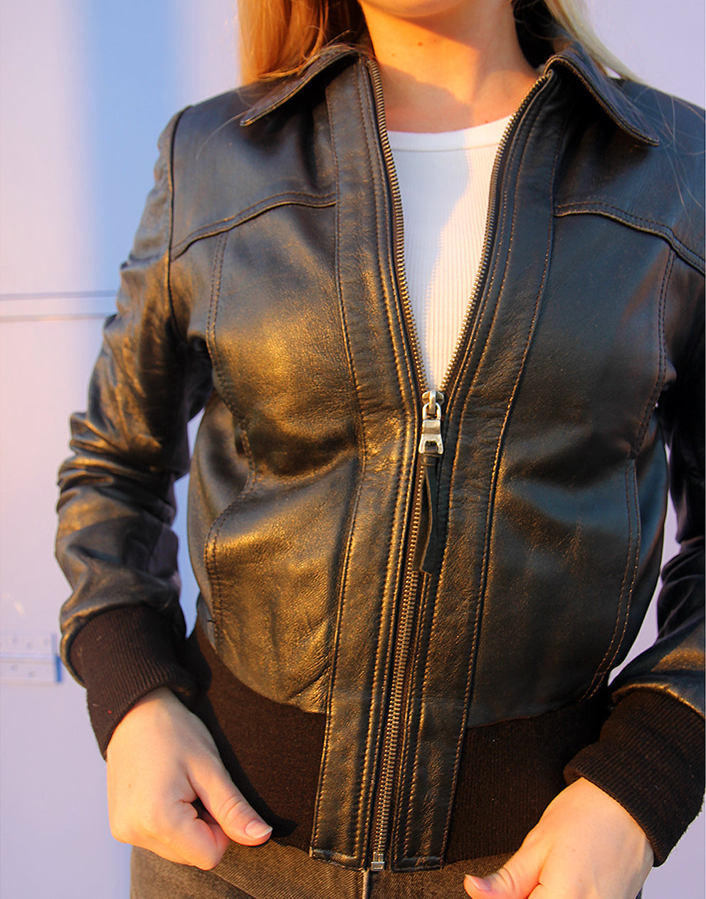 BLACK LEATHER BOMBER JACKET