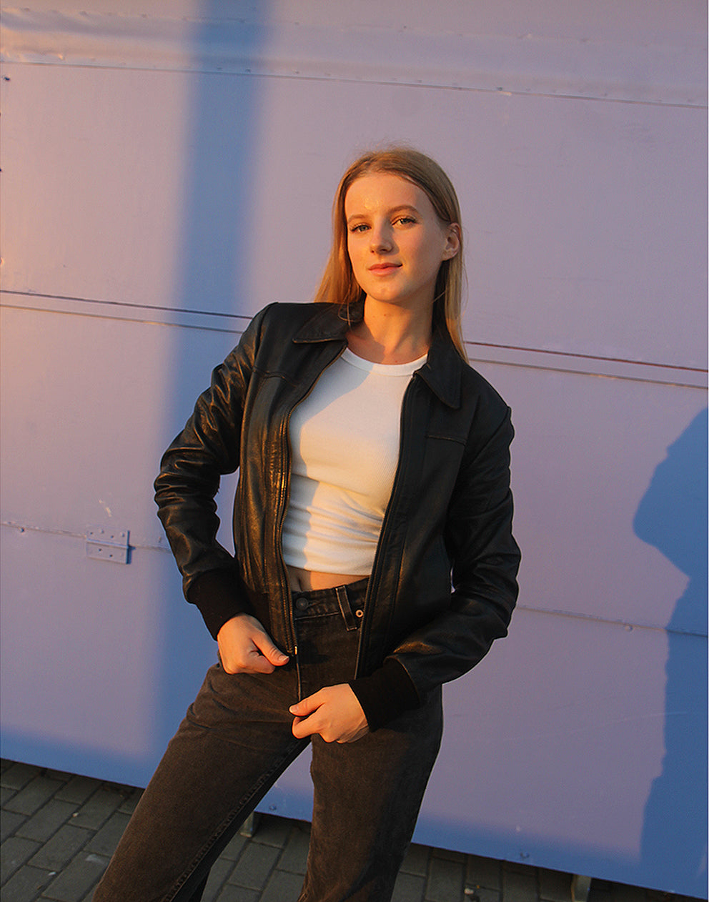 BLACK LEATHER BOMBER JACKET