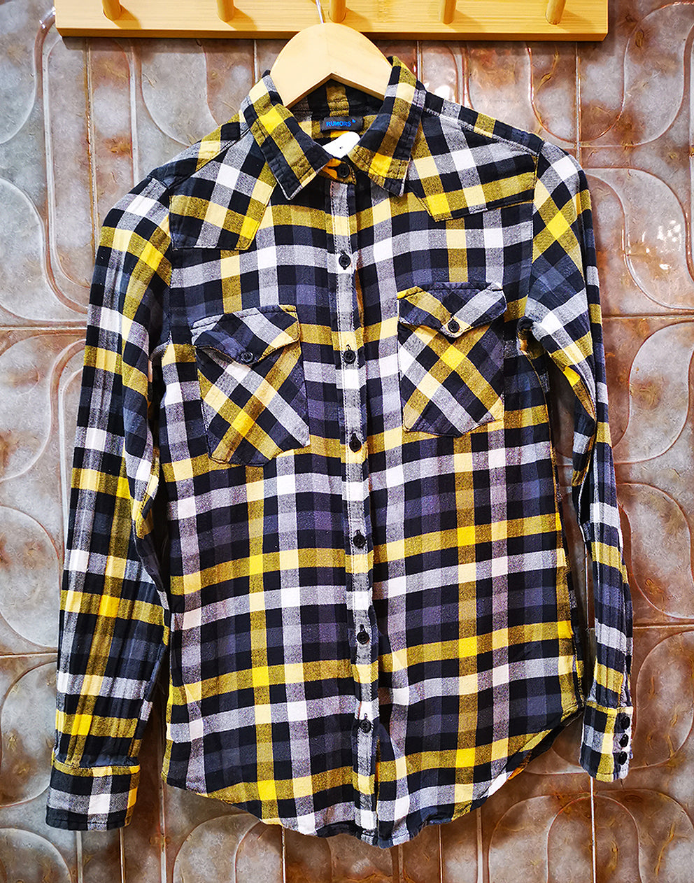 Womens plaid flannel shirt