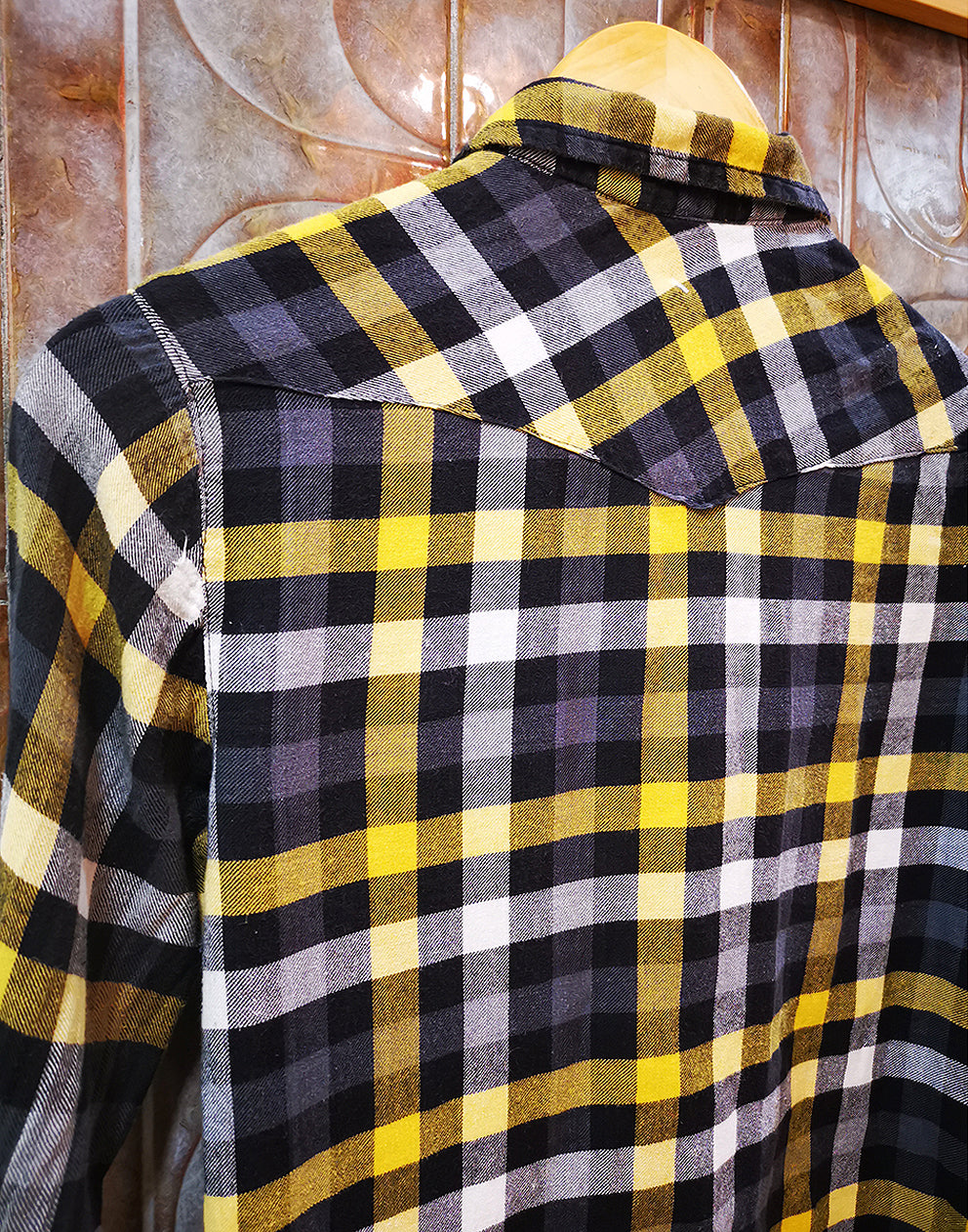 Womens plaid flannel shirt