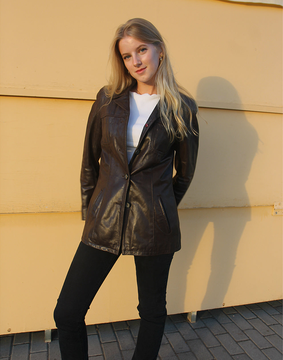 BROWN LEATHER JACKET