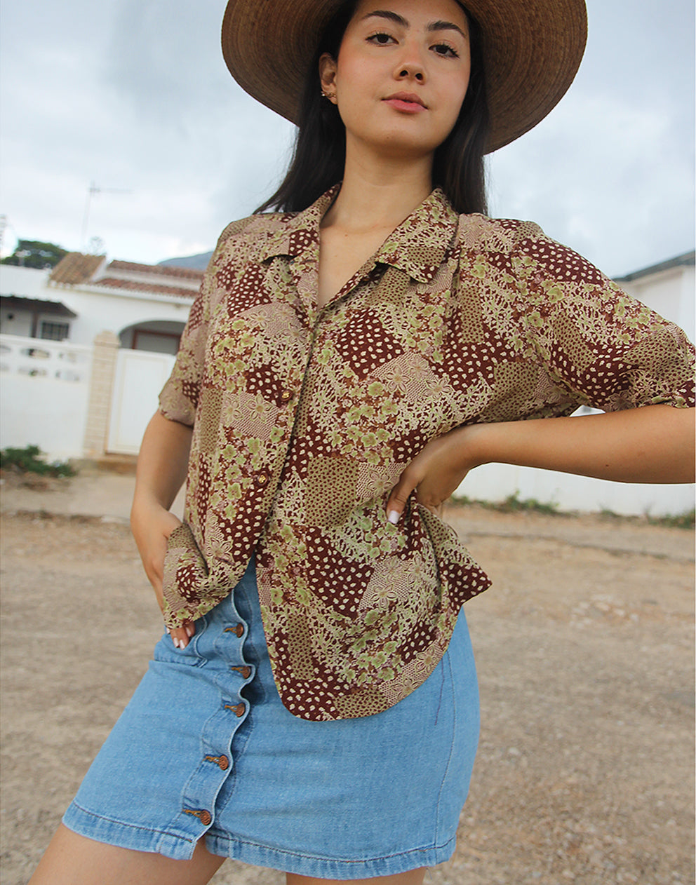 Short Sleeve Blouse in Brown