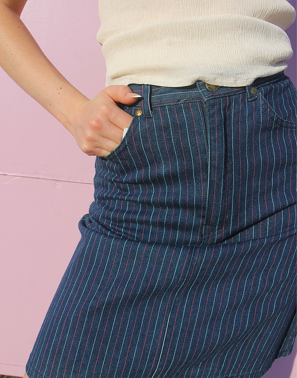 Minifalda vaquera con raya diplomática