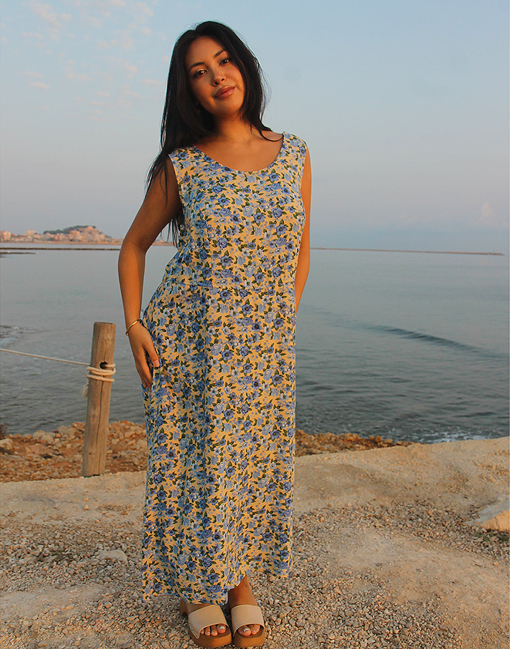 Vestido largo sin mangas