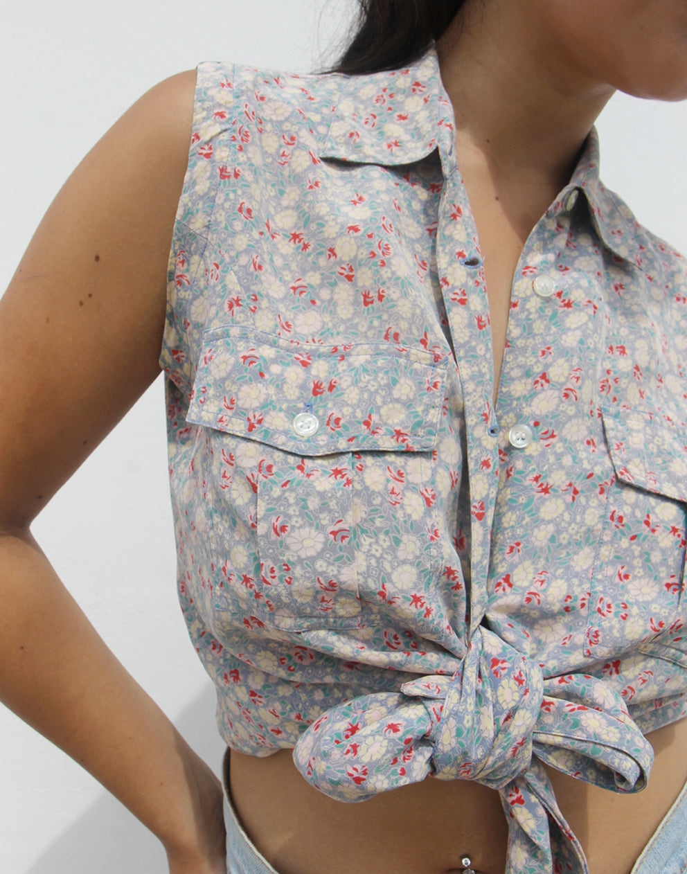 Floral Sleeveless Blouse