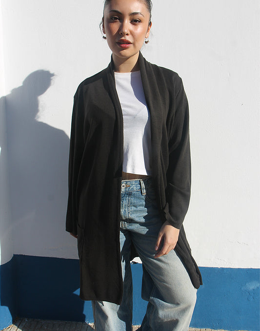 Cárdigan largo en color marrón oscuro