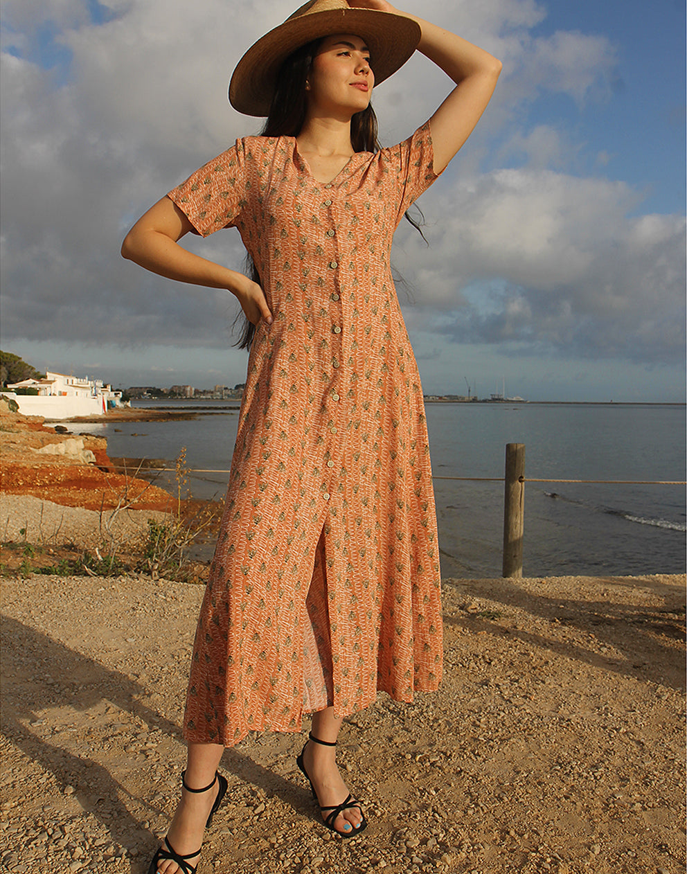 Vestido largo con flores