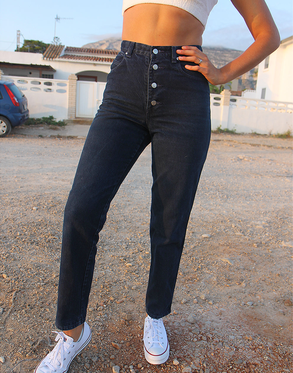 Mom jeans in dark blue