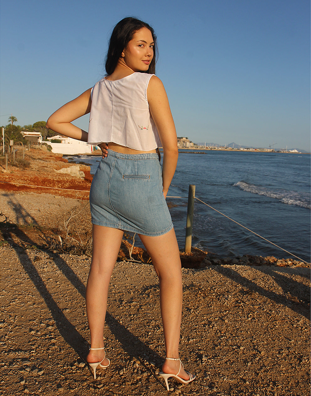 White Sleeveless Tie Front Blouse 