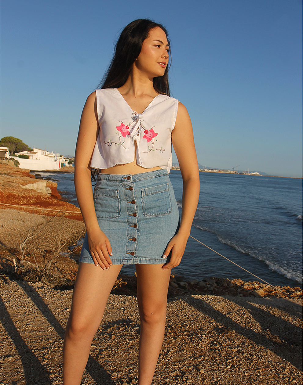 White Sleeveless Tie Front Blouse 