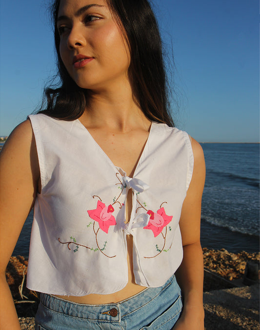 White Sleeveless Tie Front Blouse 