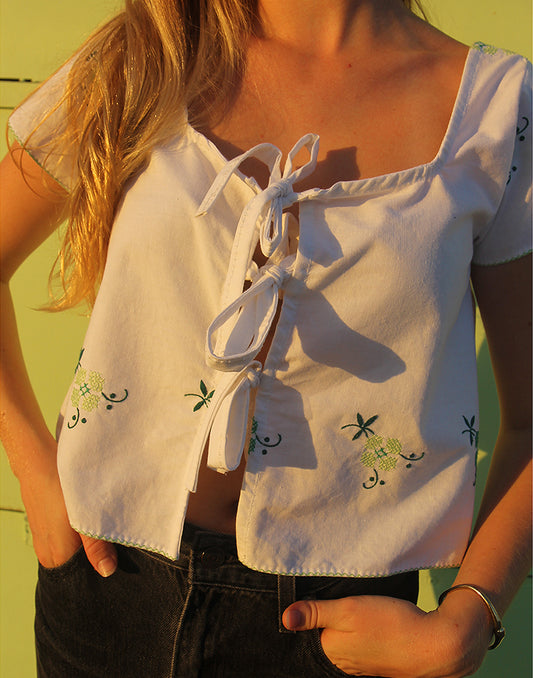 WHITE TIE FRONT BLOUSE