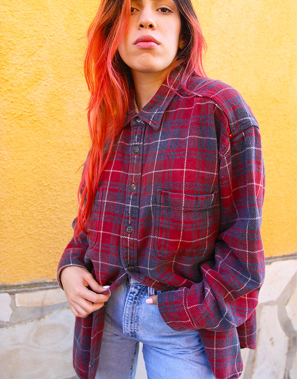 Red and blue plaid best sale shirt outfit