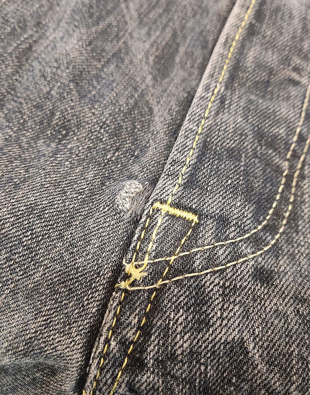 501 Levi's Jeans in Faded Blue